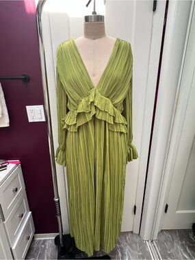 Women's Olive Green Pleated Ruffle Maxi Dress